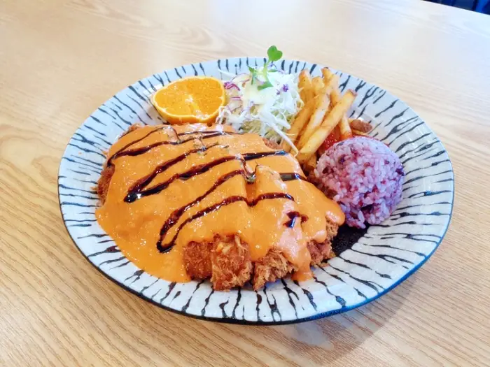 생방송오늘저녁 강릉 교동 옆집부자의 비밀노트 회 대신 돈까스가 들어간 돈까스 물회 맛집