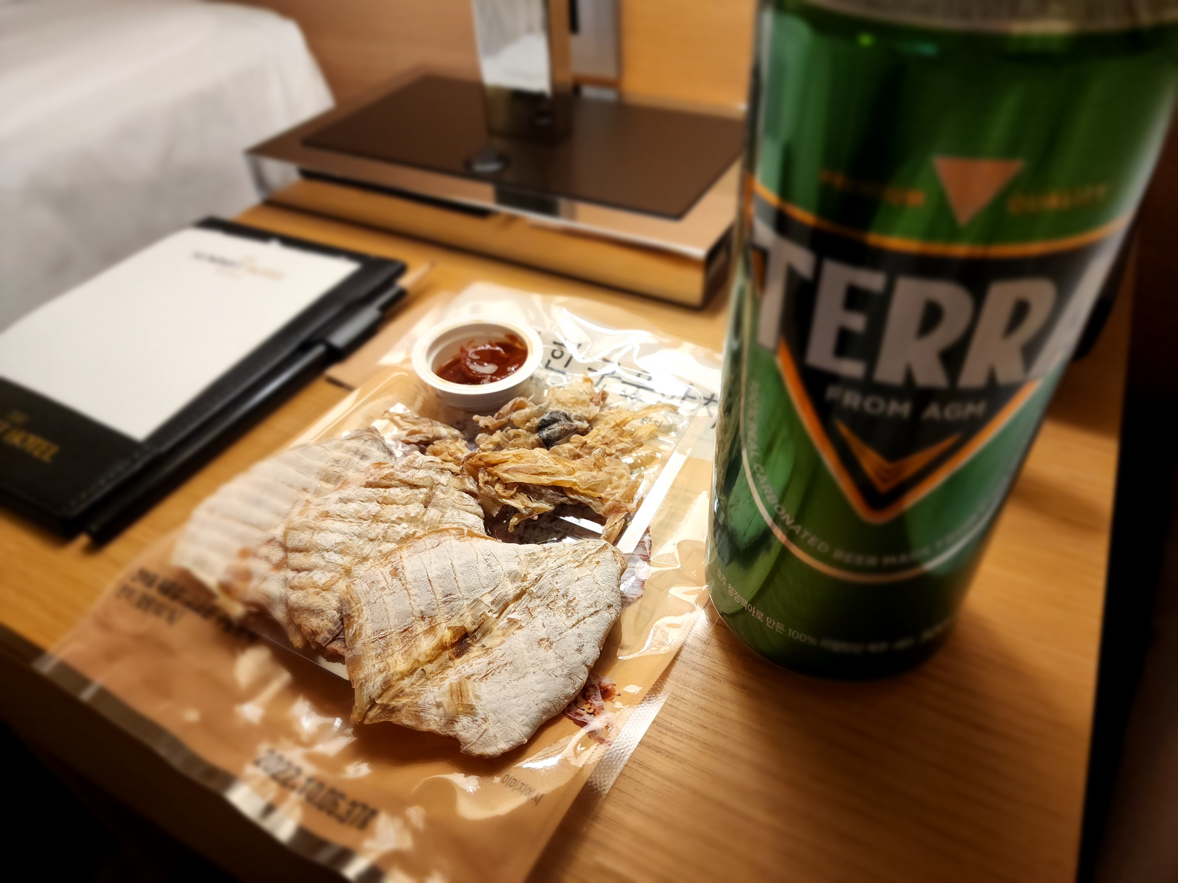 호텔에서 즐기는 캔맥주