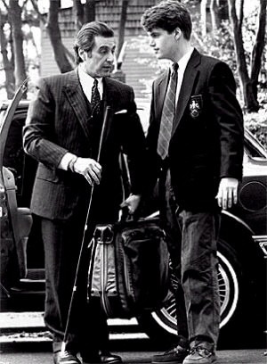 프랭크 슬레이드 중령과 찰리심스