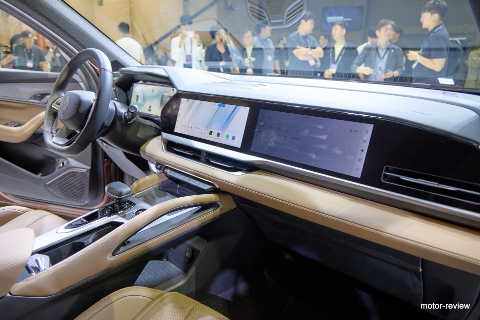 르노 콜레오스 하이브리드 실내 디자인