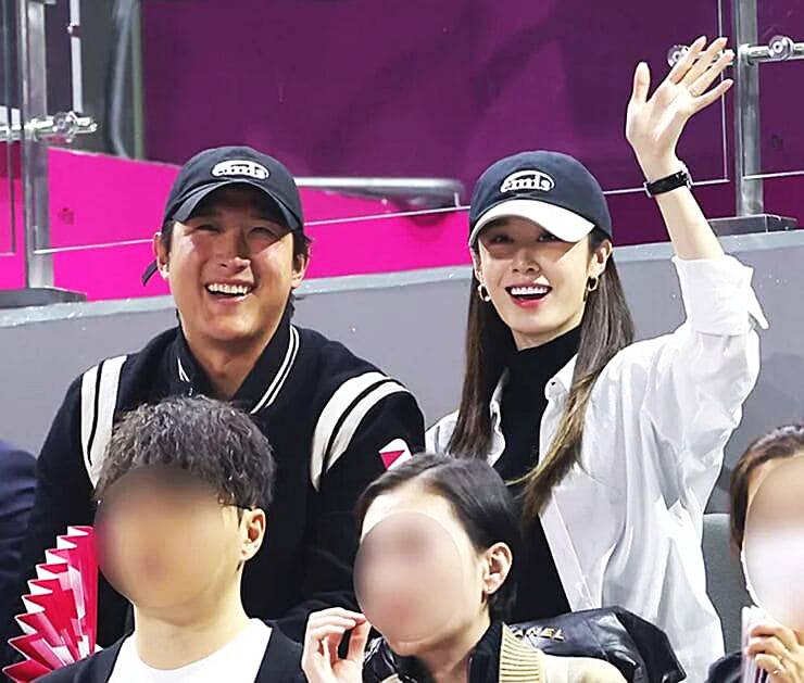 전-야구선수-황재균-가수-지연