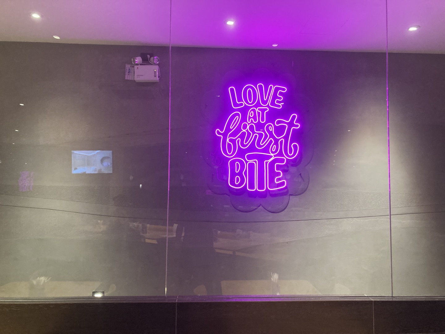 푸켓-까론비치-숙소-jonox-추천