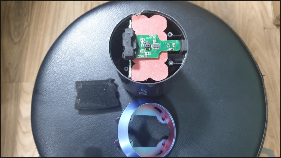 디베아 f20 max 배터리 케이스 오픈