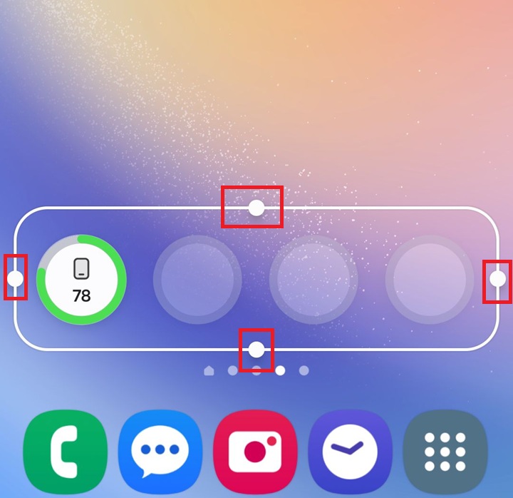 화면에 배터리 잔량 표시 위젯 배치되어 보임