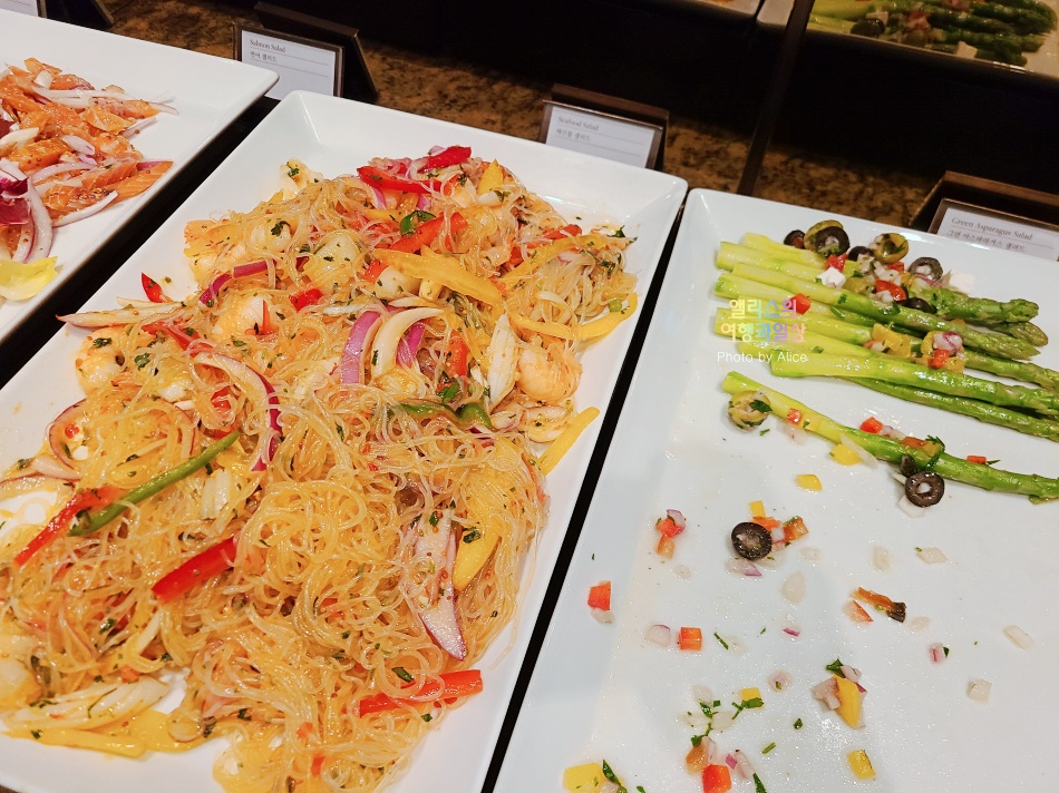 웨스틴 조선 서울 클럽라운지 해피아워 칵테일아워 메뉴 후기