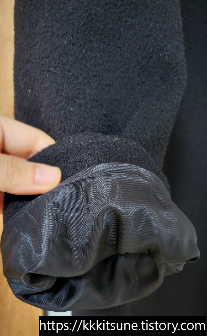 파사드패턴 캐시미어 미니멀 코트 블랙 소매 안쪽 안감