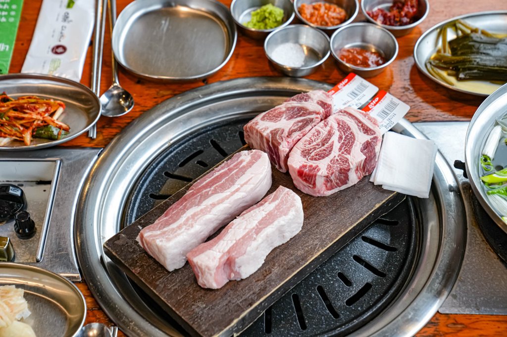 봉우이층집