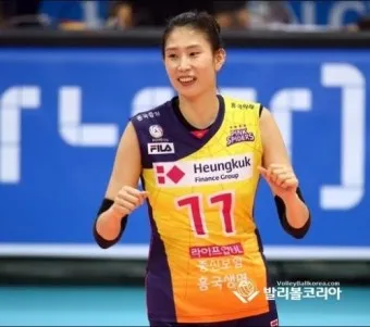 흥국생명 김수지 프로필 연봉 인스타 사진_17