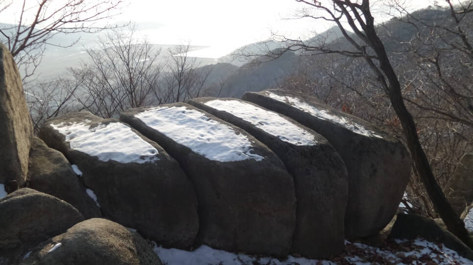 100대 명산 등산하기 열네번째 강화도 마니산 우리 민족의 뿌리 신화와 국가 제례의 중심지 역할을 해온 역사·문화의 산