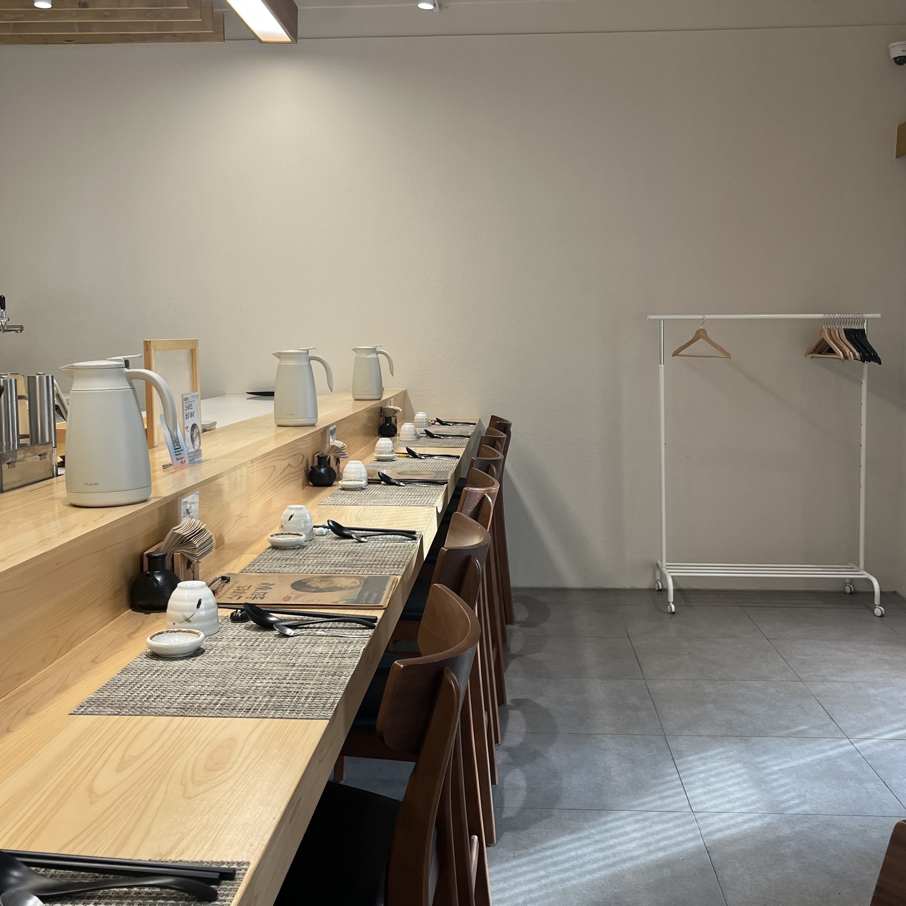 스시마츠 내부 테이블