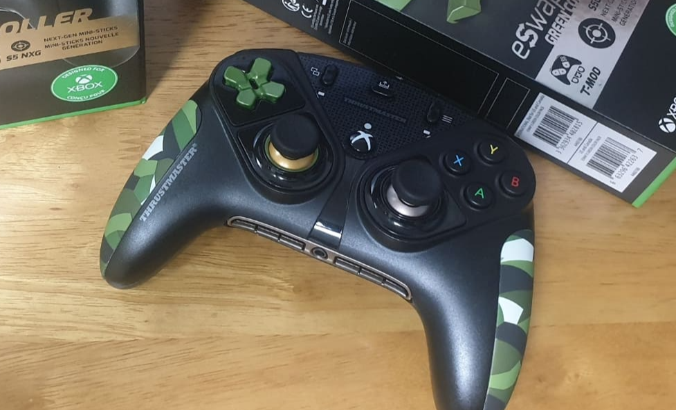 Thrustmaster eSwap X PRO 레이아웃