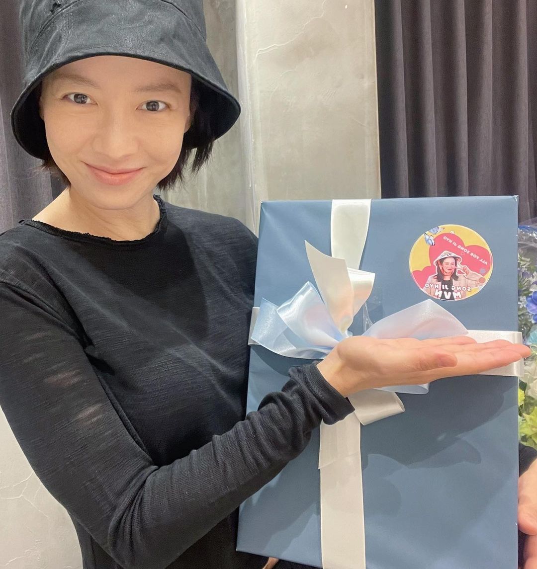 송지효 생일은 광복절&#44; 송지효의 환한 웃음 인증