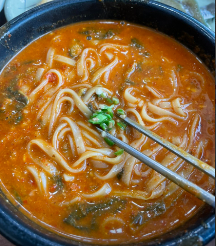 오늘N 어탕국수 어탕밥 어탕칼국수 빙어튀김 오늘은국수먹는날 경남 함양군 함양집어탕