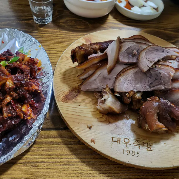 생생정보 전설의 맛 한방 족발 음식점