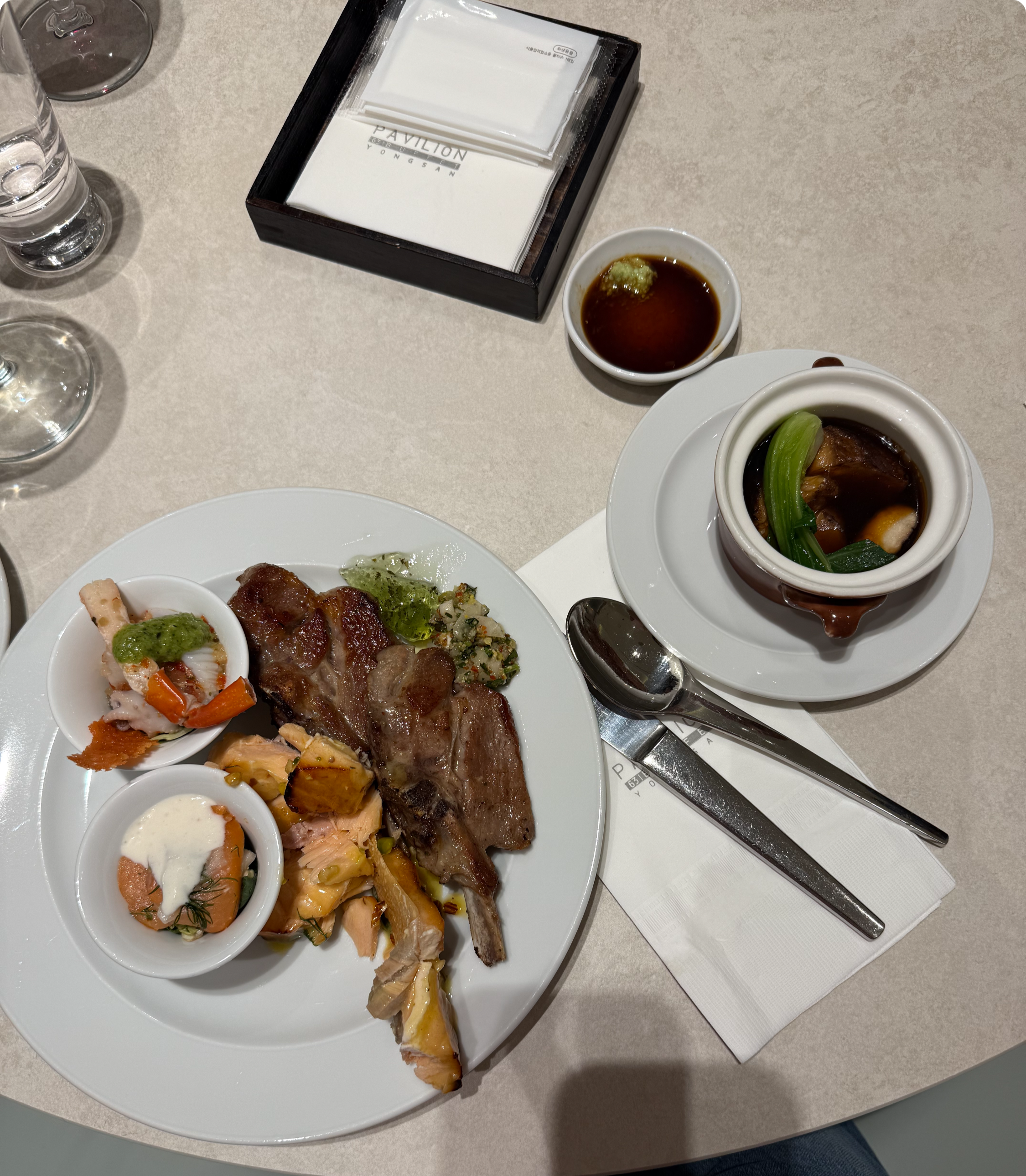 '63뷔페 파빌리온 용산