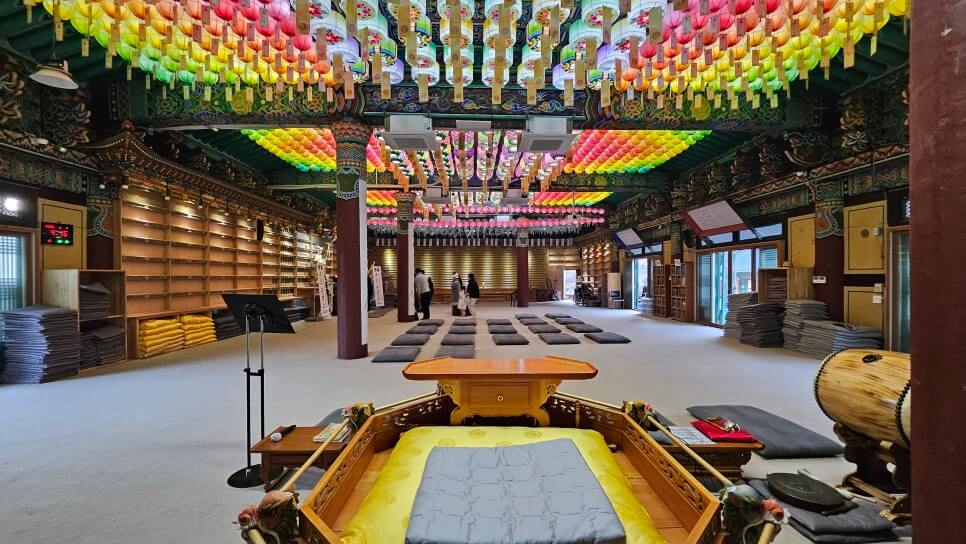 남양주 봉선사 : 광릉 숲의 정기와 세조의 넋이 머무는 천년고찰 광릉 숲 연꽃 힐링