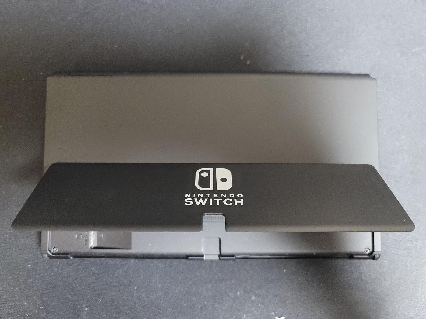 닌텐도-스위치-OLED-후면-스탠드