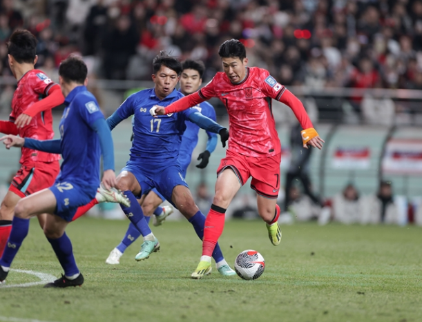 북중미-월드컵-아시아-예선-3차전-경기-사진