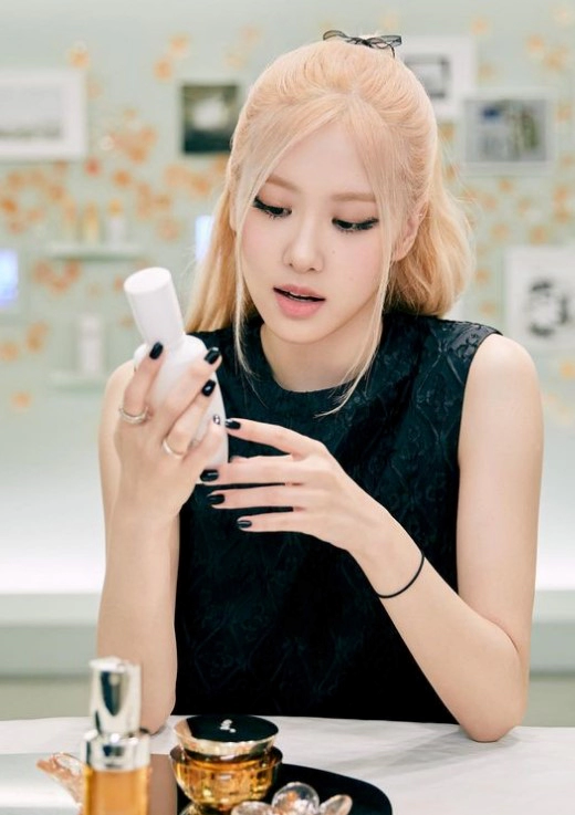 로제 나이 국적 학력 블랙핑크 프로필 및 강동원 열애설