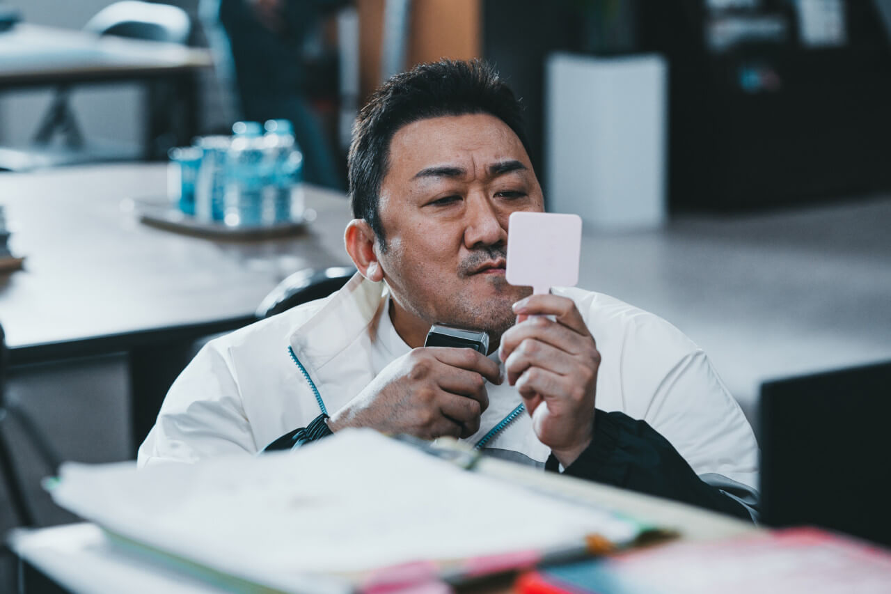 마동석 수염 깍기