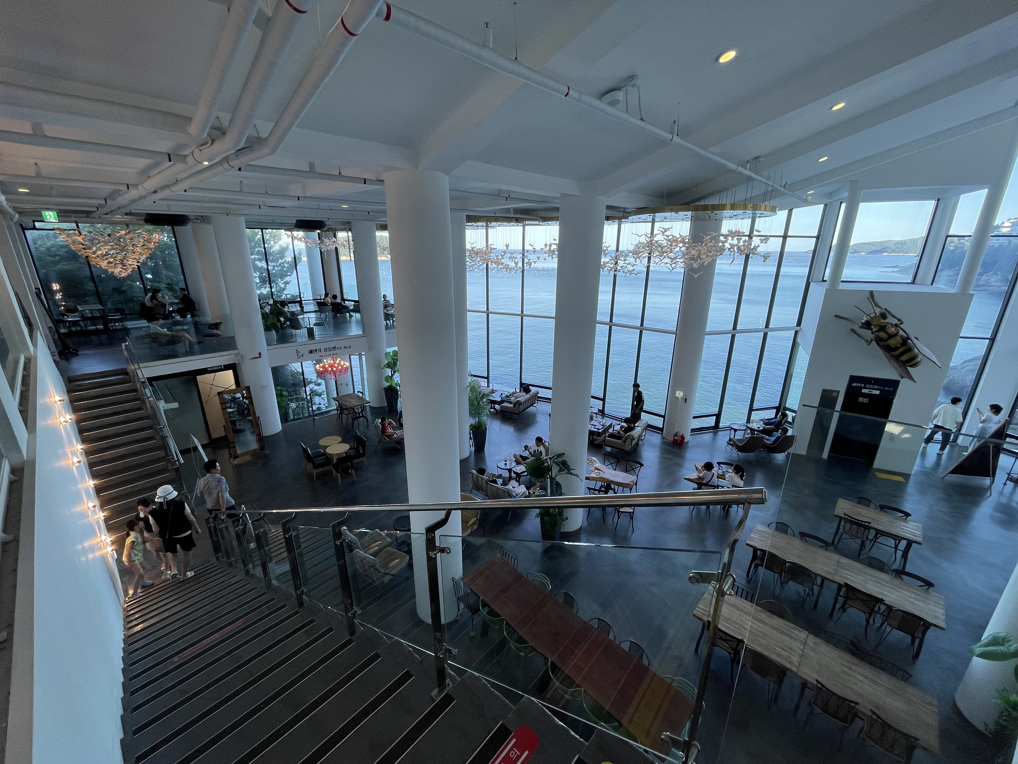 카페 라피끄 실내