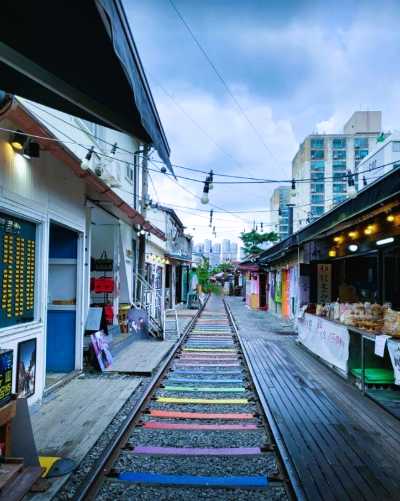 11월 국내여행지 추천 베스트 10 - 4. 군산 경암동 철길마을