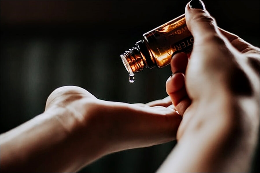 가드름 등드름 없애는 법 및 원인 총정리