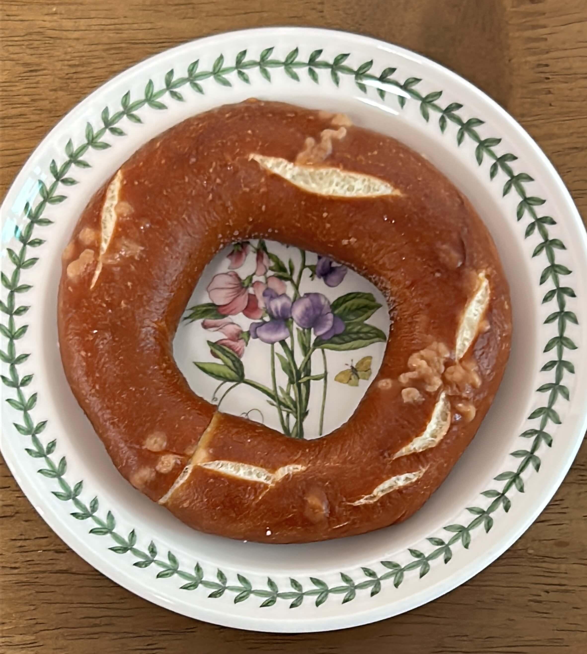 라우겐 베이글 플레이팅