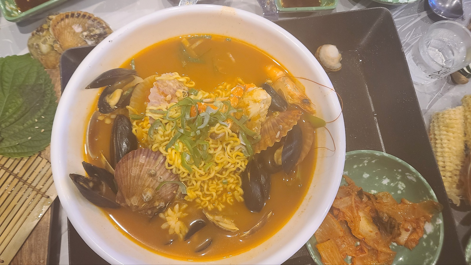 최루탄라면1