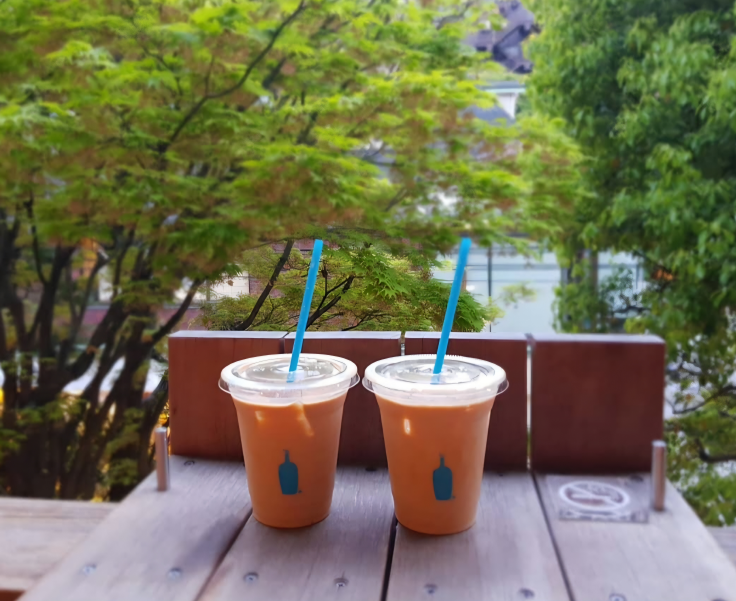 오모테산도 블루보틀에서..