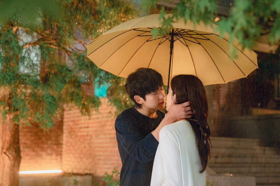 NETFLIX 시리즈 이런 엿같은 사랑