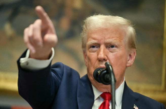 ํธ๋ผํ ์ค๊ตญ ๊ด์ธ