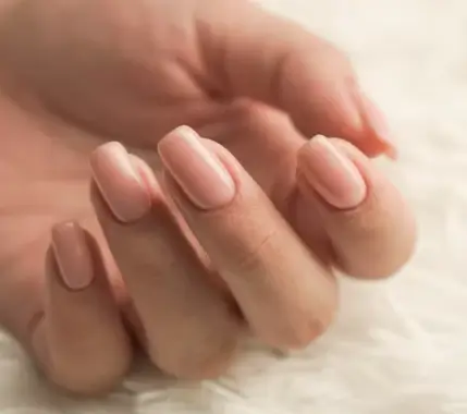 손톱-세로줄-생기는-이유