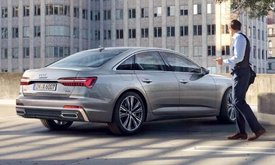 아우디-A6-후면