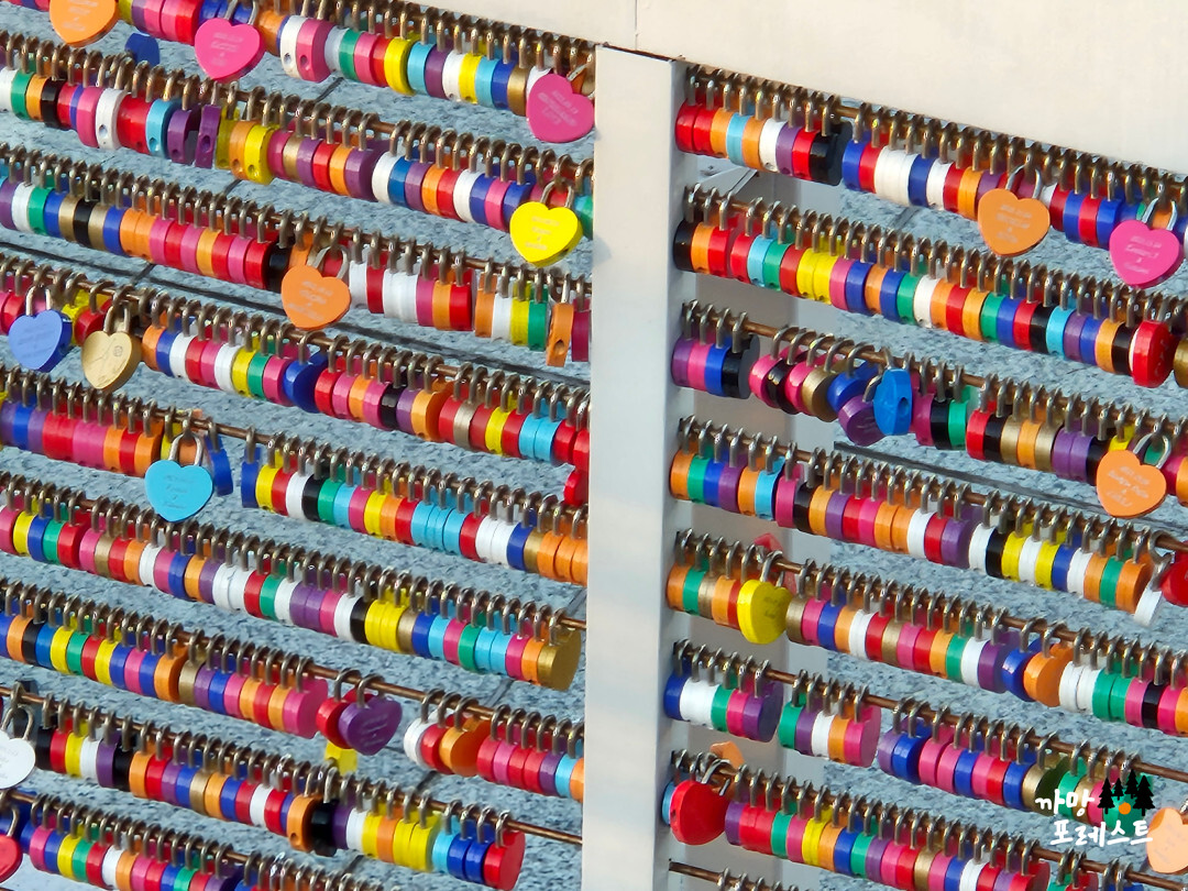 오사카 우메다 공중정원 자물쇠