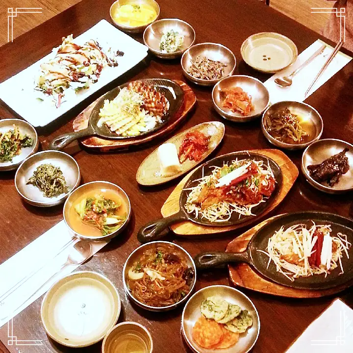 진심 가득 건강 담은 맛 시청역 북창동 맛집 추천 생방송투데이 약선 참게 연잎밥 전복 보리굴비 황태 떡갈비 한정식 게장과 메밀면의 만남! 게눈 감춘면 오늘방송 리얼 맛집