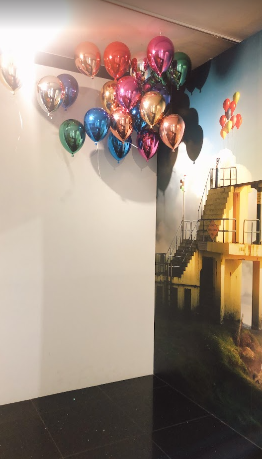 leap of faith 포토존