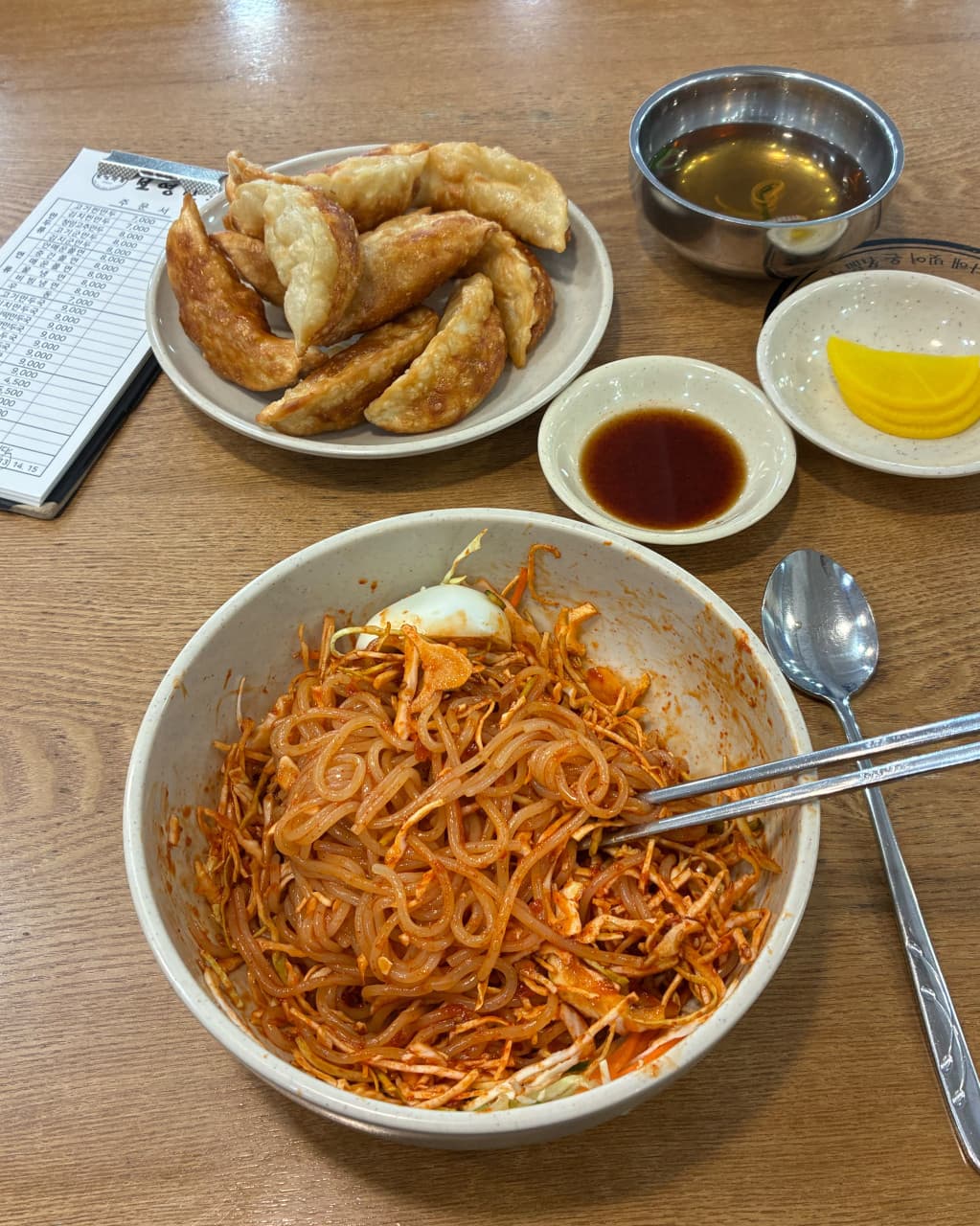 [서울 근교 여행]수원화성 카페·맛집 추천｜성곽길 산책 후 들르기 좋은 곳