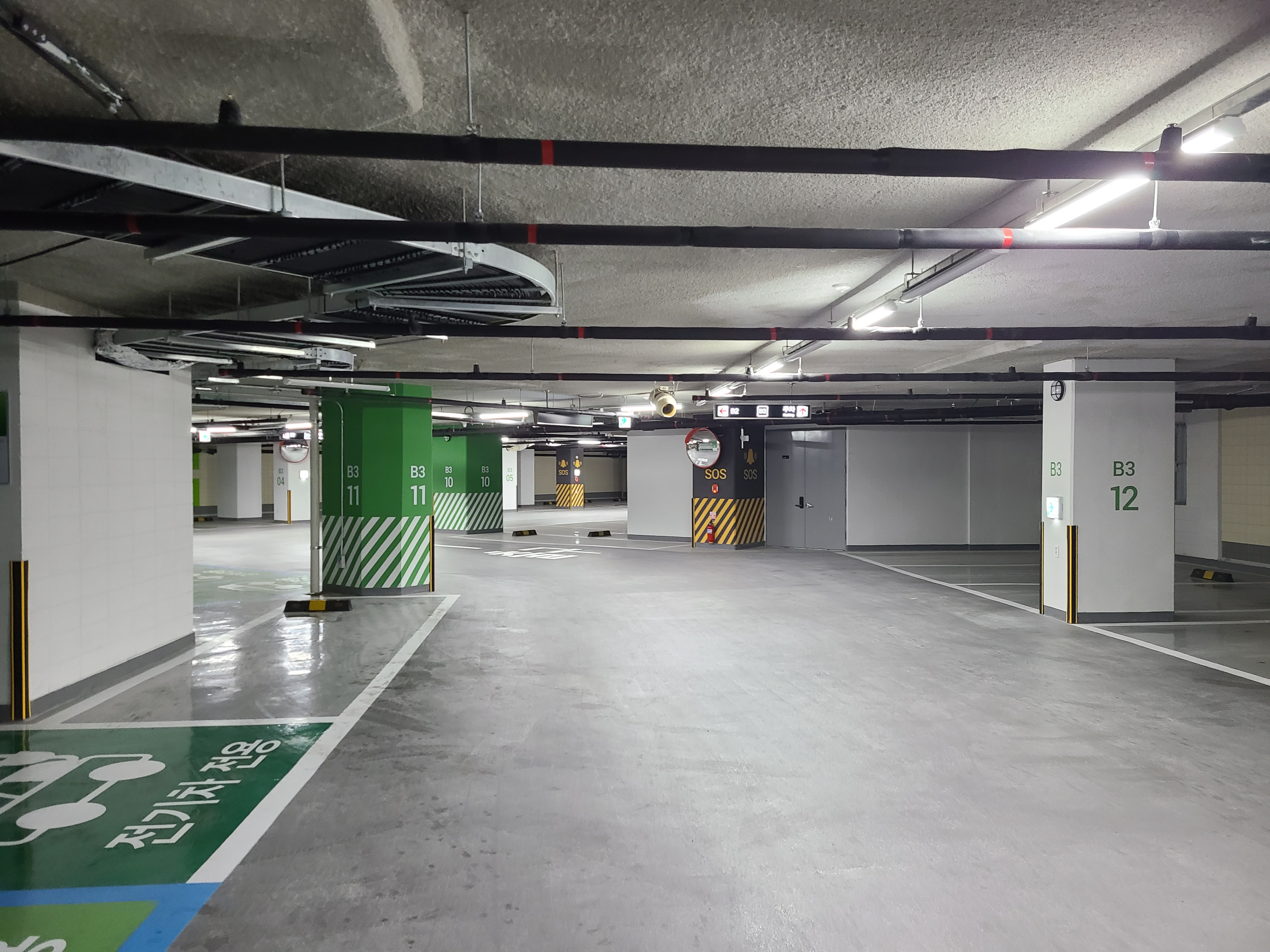 DMC 향동 스타허브플러스 지하1