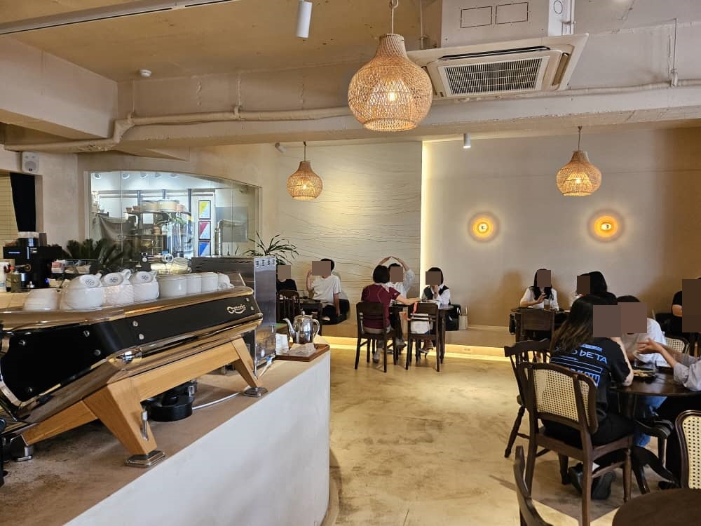 산본 카페 녹던