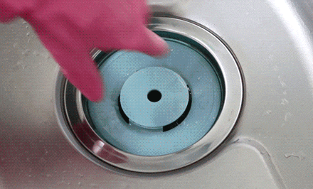 터치원 설치 방법(출처 : 와디즈 터치원 스토리)