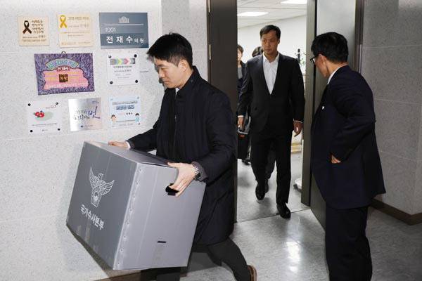 전재수, 통일교 의혹 부인 ❘ 프로필 ❘ 압수수색 ❘ 학력 ❘ 나이