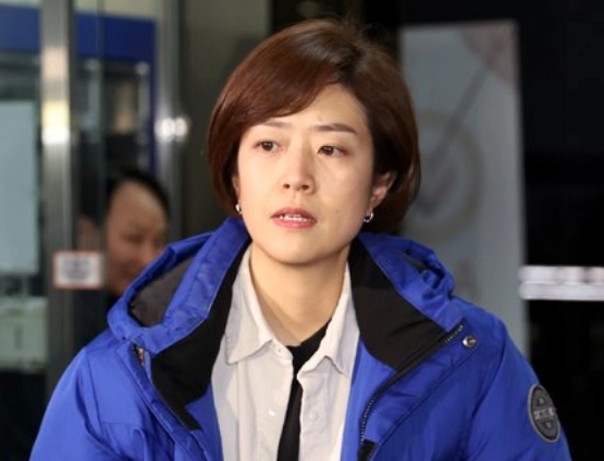 고민정 국회의원 프로필 재산 지역구