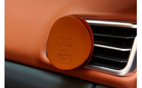 아쿠아디파르마-차량용디퓨저-케이스-컬러