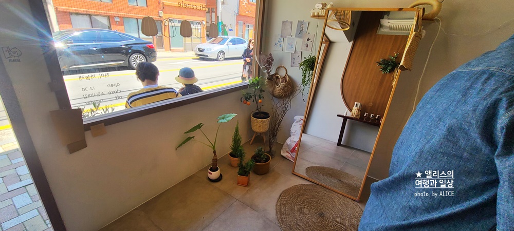 영도 흰여울문화마을 디저트 하이까눌레 (부산 까눌레 전문점) 겉바속촉 까눌레