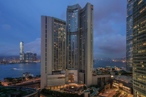 Four Seasons Hotel Hong Kong (사진 출처: Agoda.com)