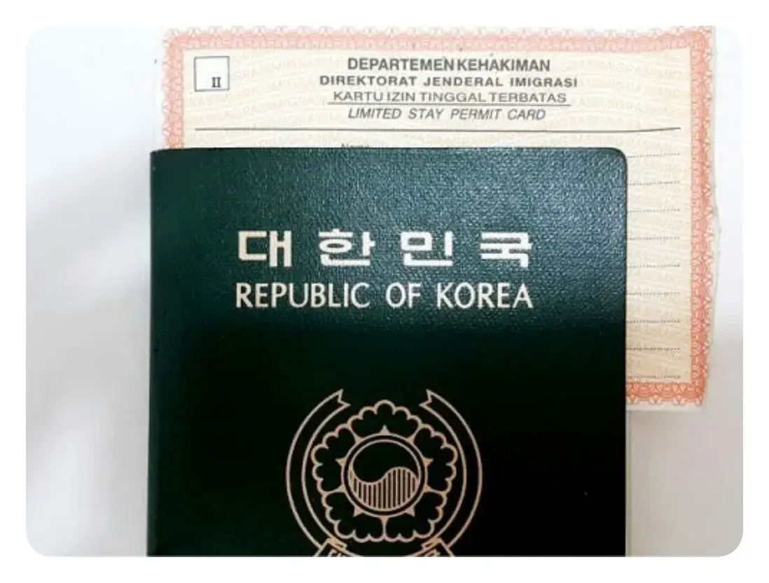 비자 없이 여행 가능한 한국 여권 파워를 보여주는 여권 이미지