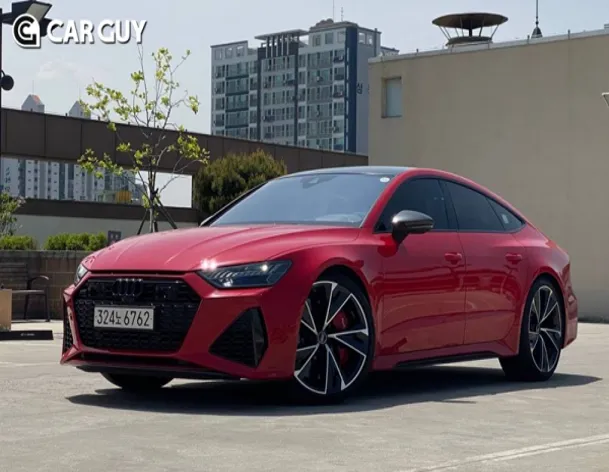 아우디 RS7 사진