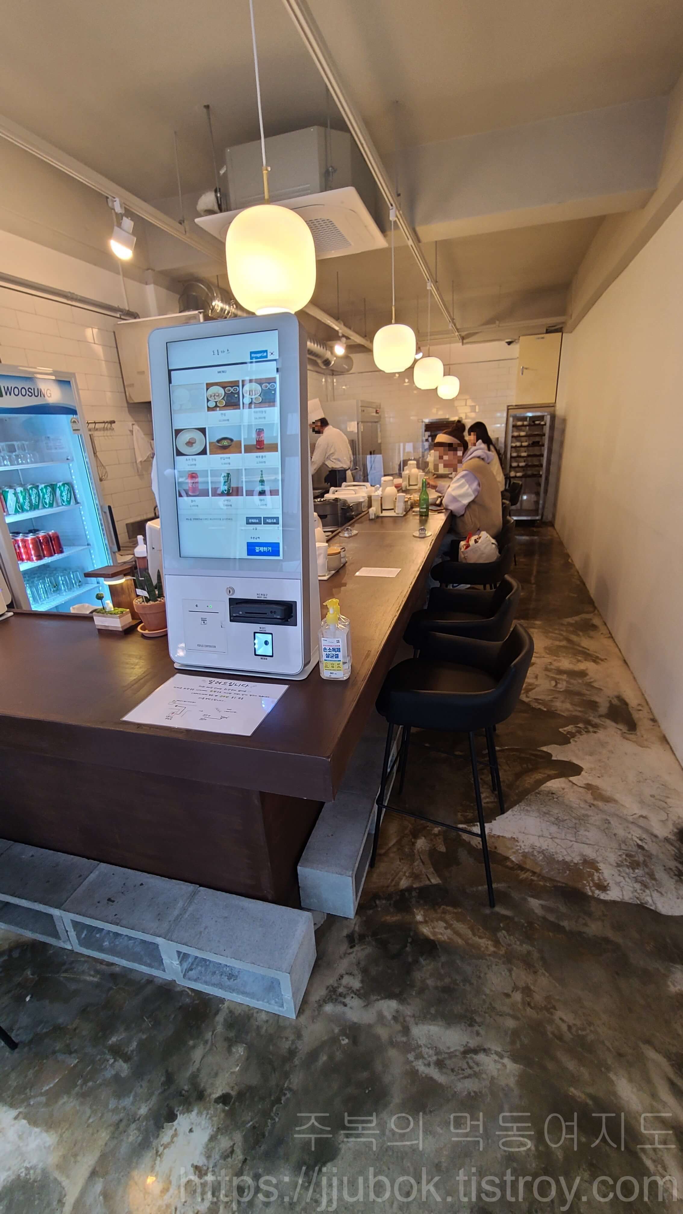 도톰카츠-부평점-인테리어-분위기