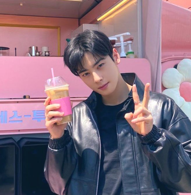차은우 프로필 나이 탈세 엄마 장어집 동생 군대 제대일